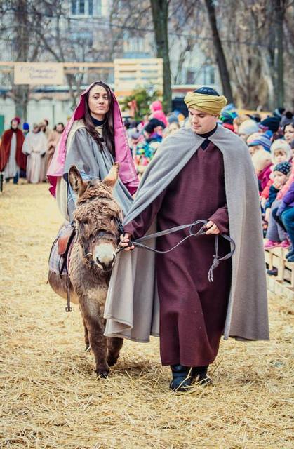 10885192_932496993426970_2824628939138452893_n